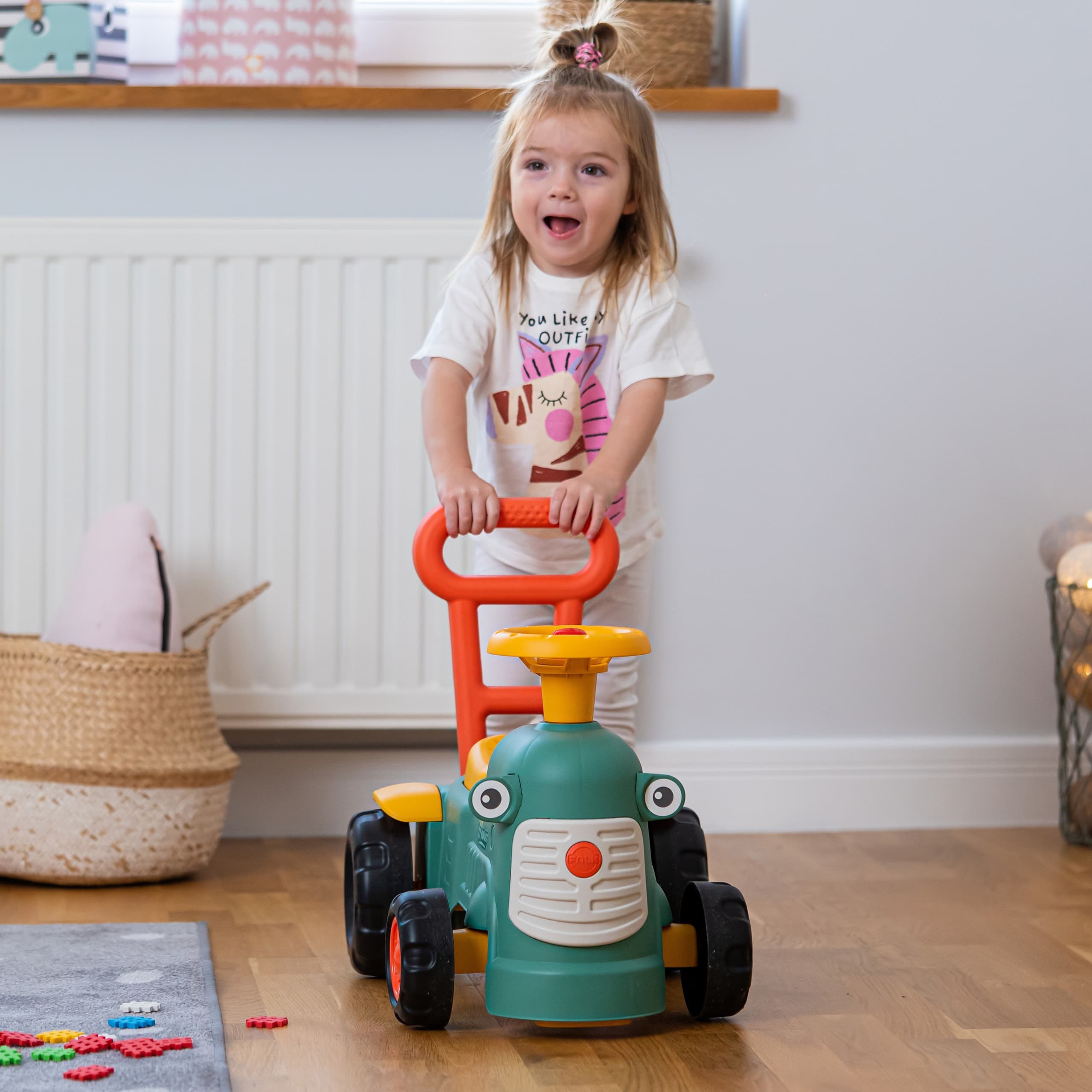 FALK Maurice Traktorek Jeździk Zielony Pchacz Odpychacz Schowek od 1 roku