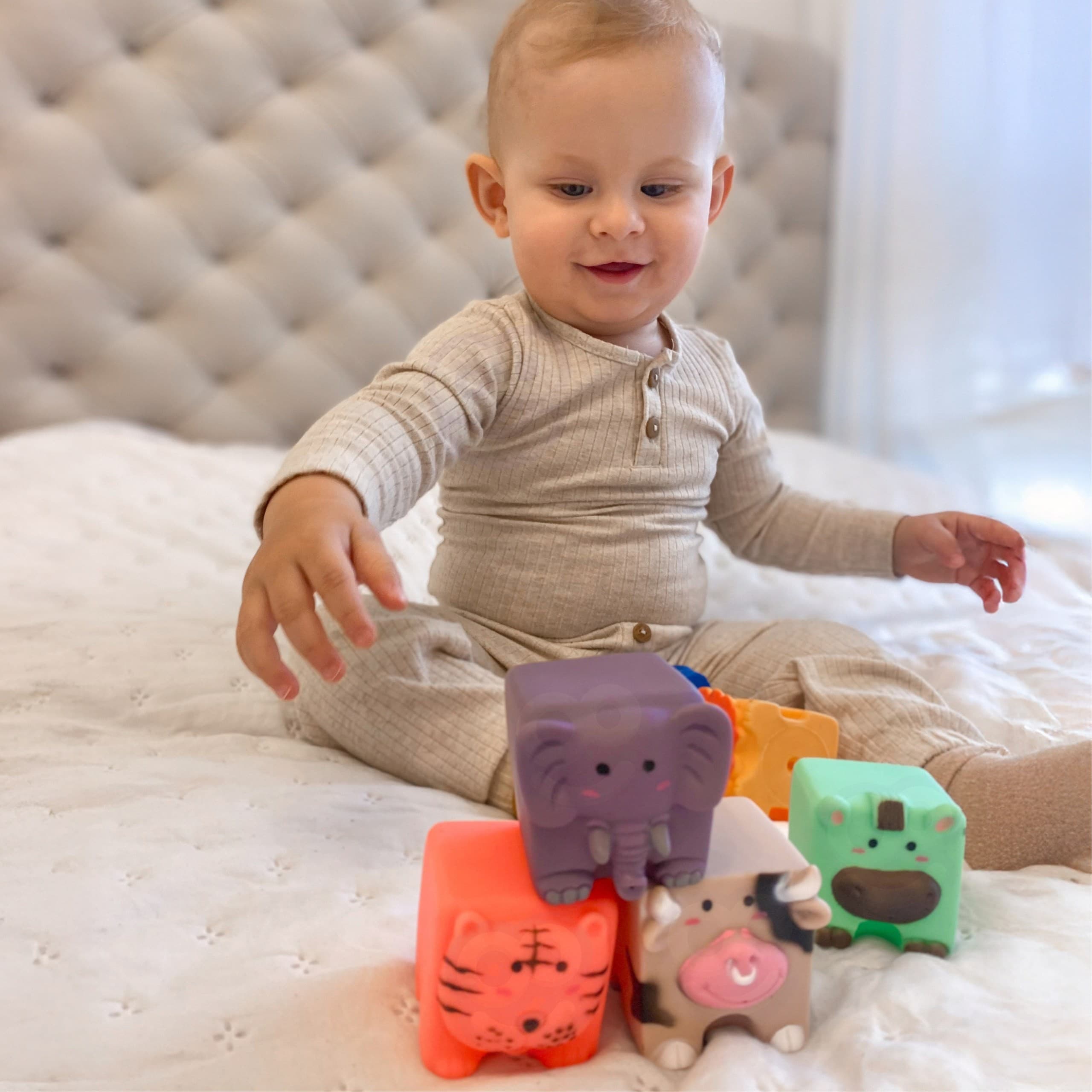 WOOPIE BABY Klocki Sensoryczne Zwierzątka Układanka do Ściskania + Dźwięk 6 el.