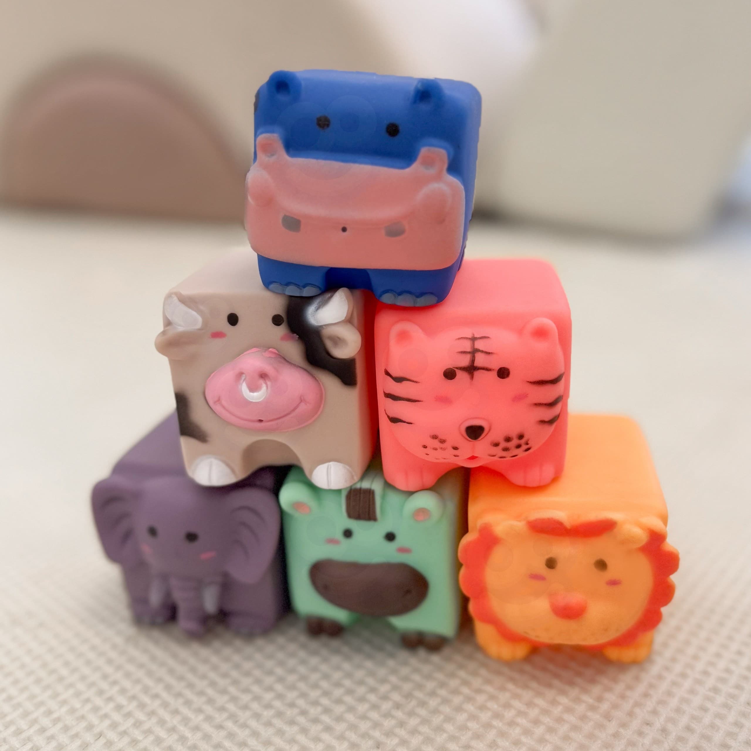 WOOPIE BABY Klocki Sensoryczne Zwierzątka Układanka do Ściskania + Dźwięk 6 el.